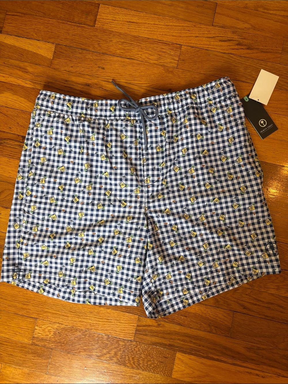 NWT Men’s Gingham Blue Swim Trunks in Classic Cocktail Print - Large